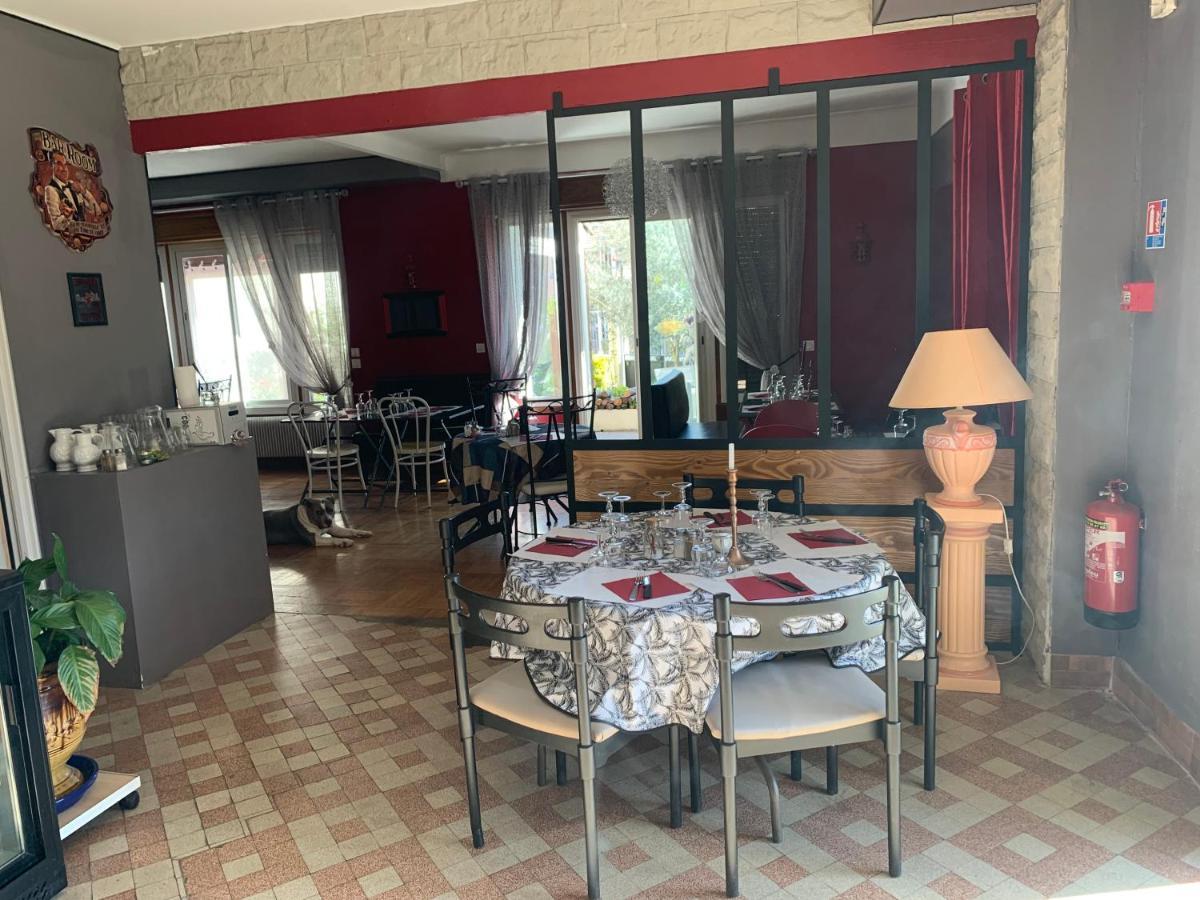 Hotel Le Jardin D Ines à Espéraza Extérieur photo