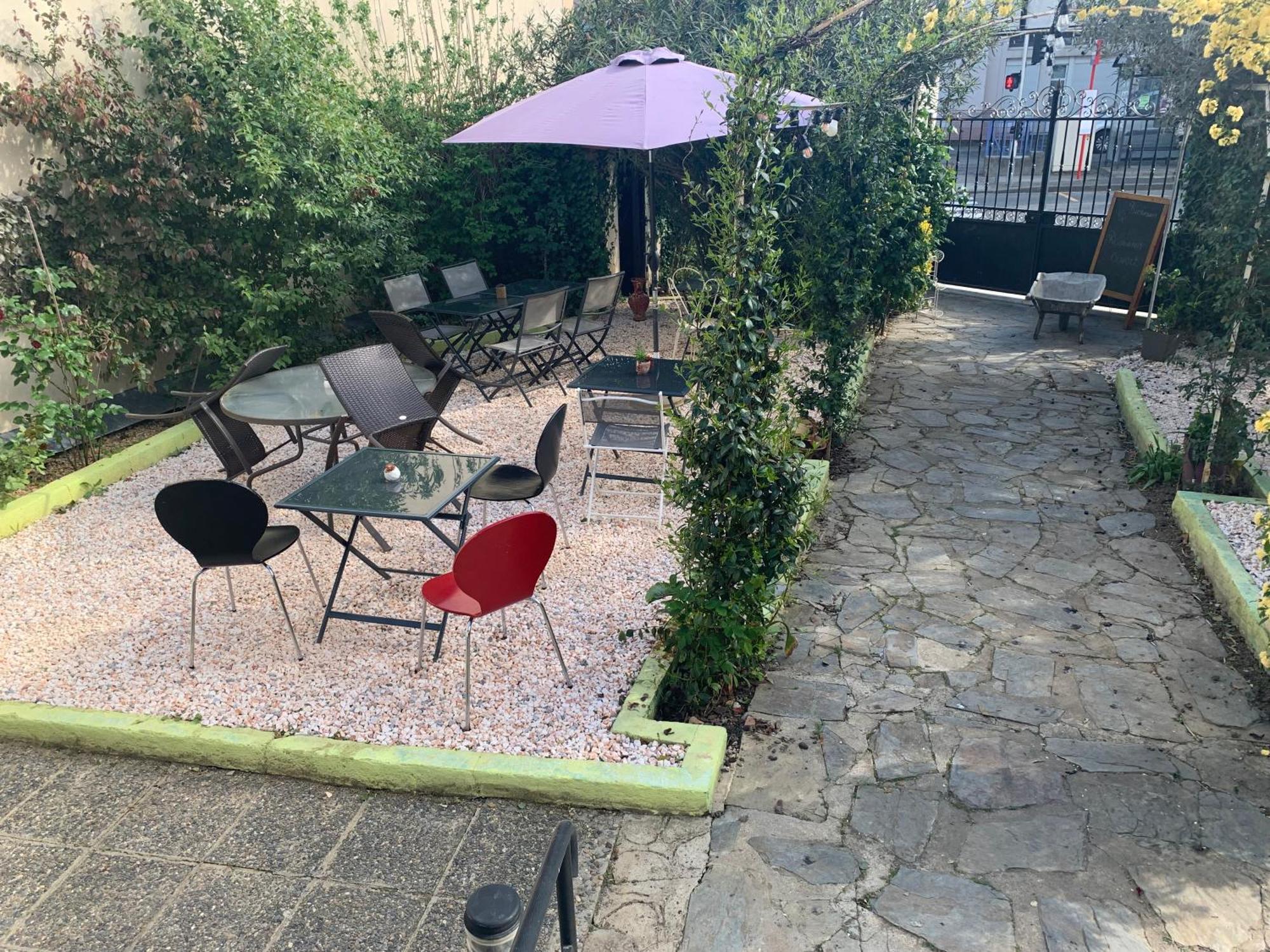 Hotel Le Jardin D Ines à Espéraza Extérieur photo